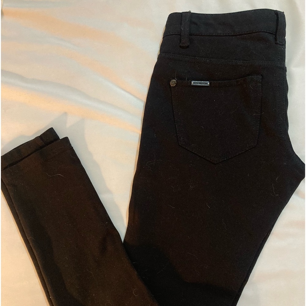 Celebrity pink size one /25 low waist black skinny 2/35$